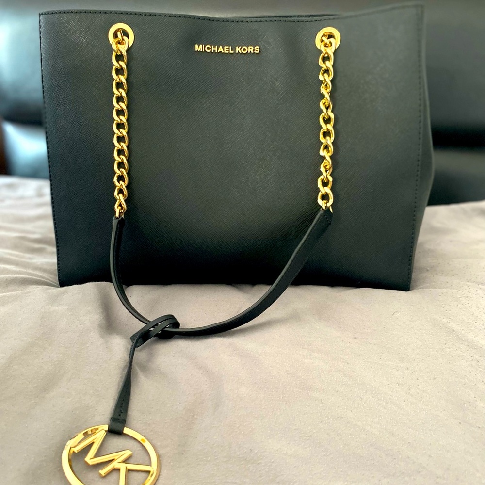 Large Michael Kors tote purse